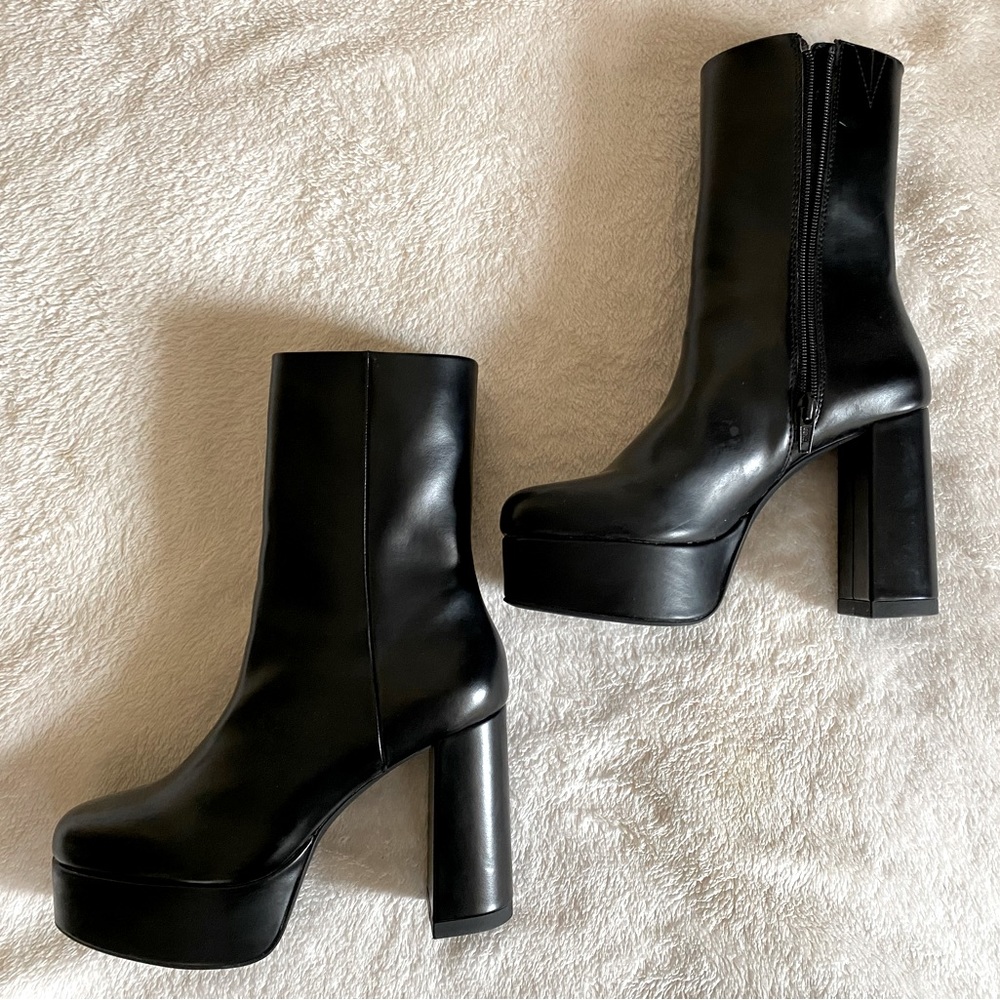 Trendy H&M Platform boots!!!